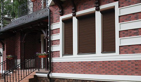 Рольставни с электроподъемником